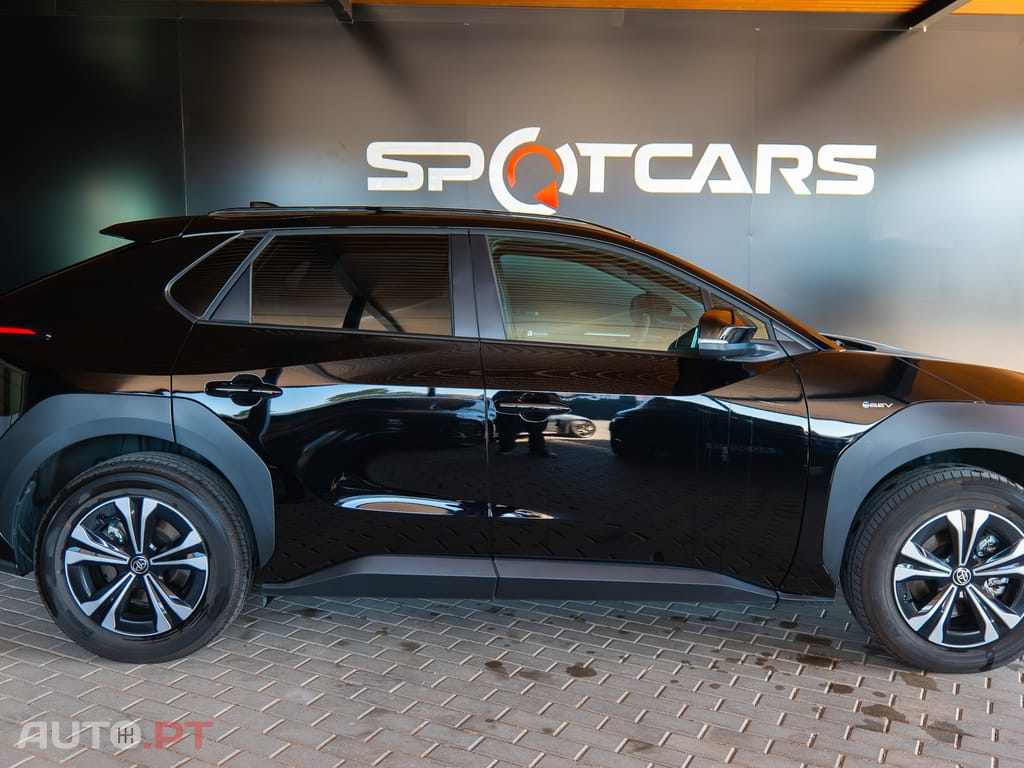 Toyota bZ4X 71,4 kWh Exclusive