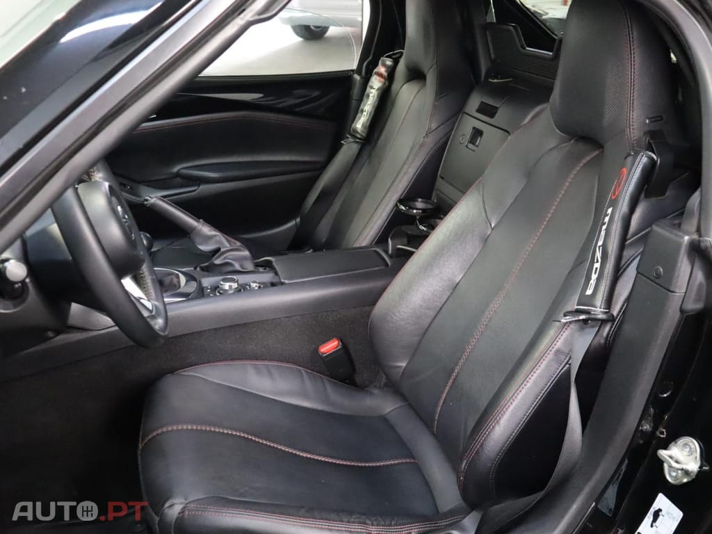 Mazda MX-5 1.5 SKY- G  Evolve Navi