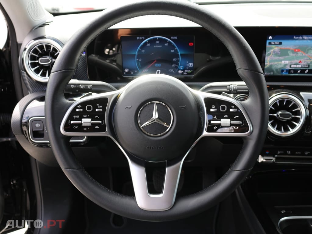 Mercedes-Benz A 250 e Progressive