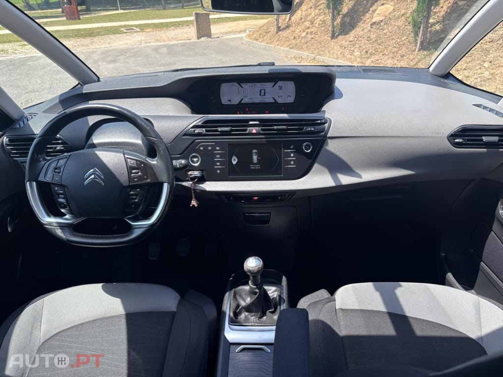 Citroën Grand C4 Spacetourer 1.6 BlueHDi Live — fotografia 9
