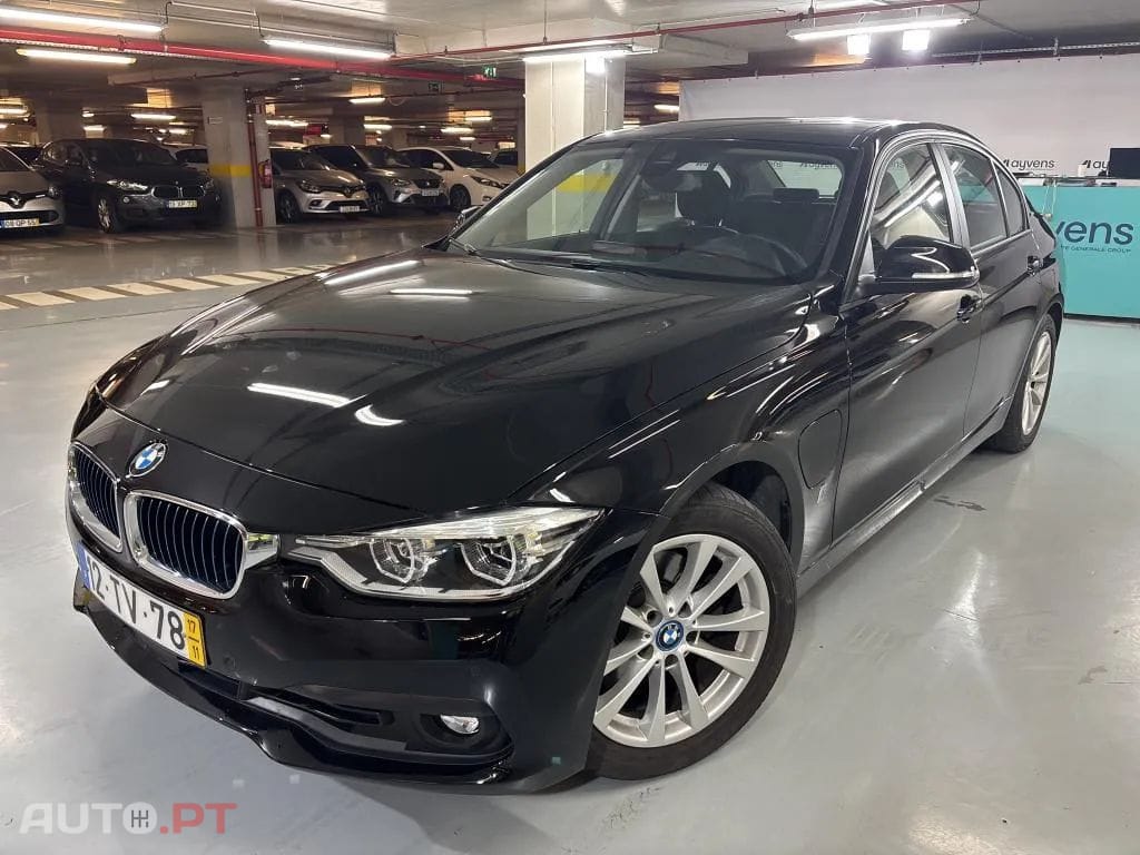 BMW 330 e iPerformance Advantage