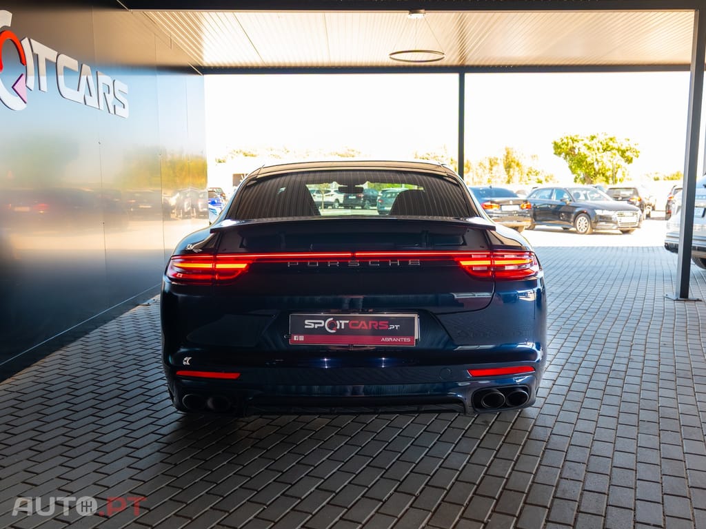 Porsche Panamera 4 Executive