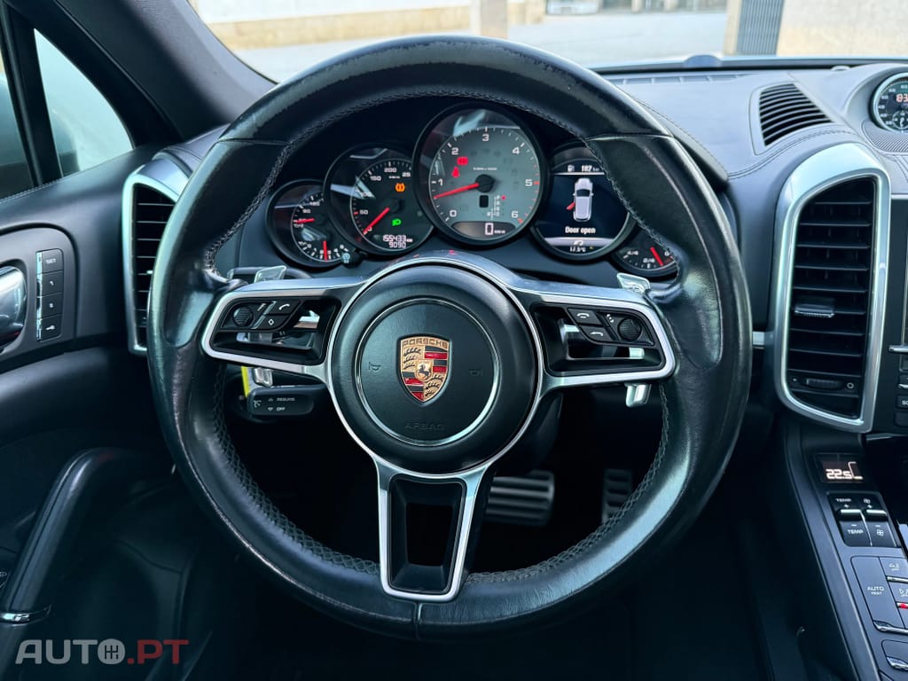 Porsche Cayenne S Platinum Edition