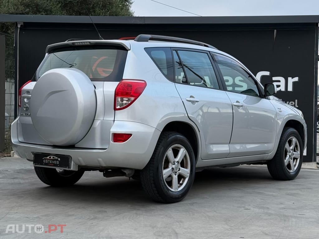 Toyota RAV4 2.2