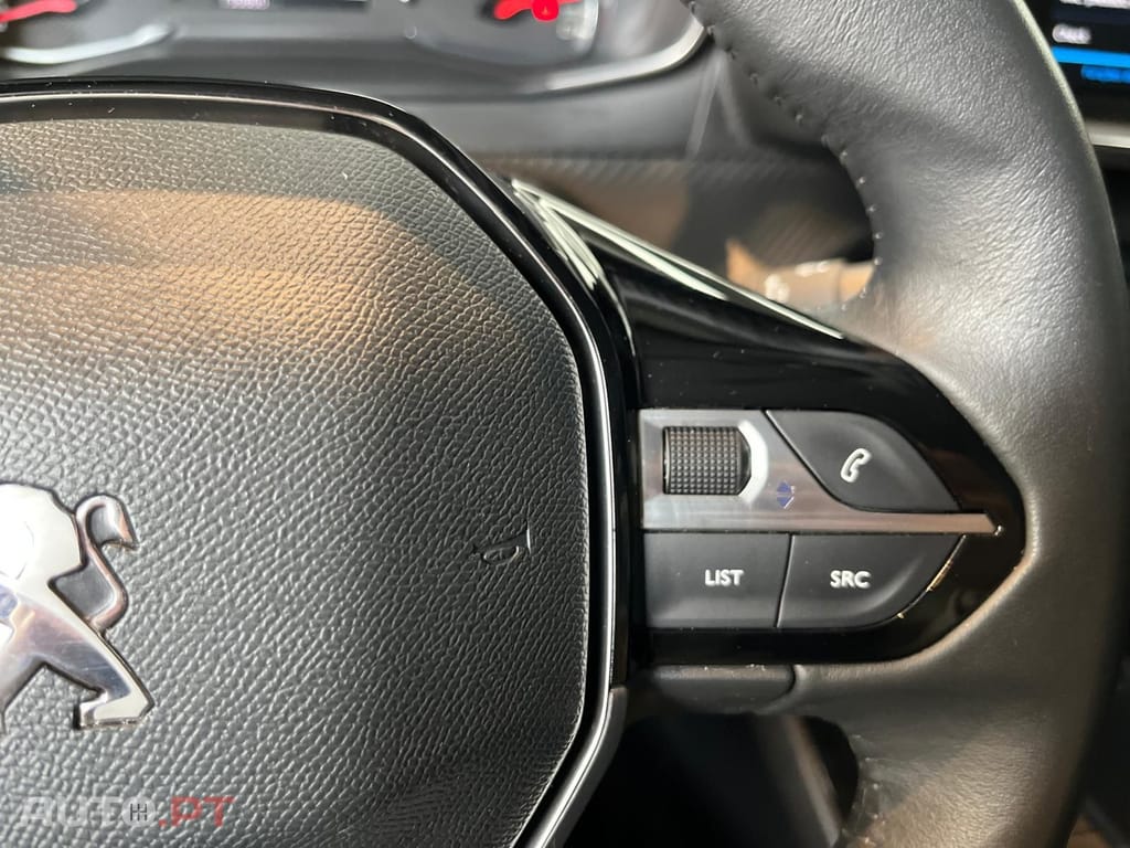 Peugeot 2008 1.2 Active Business