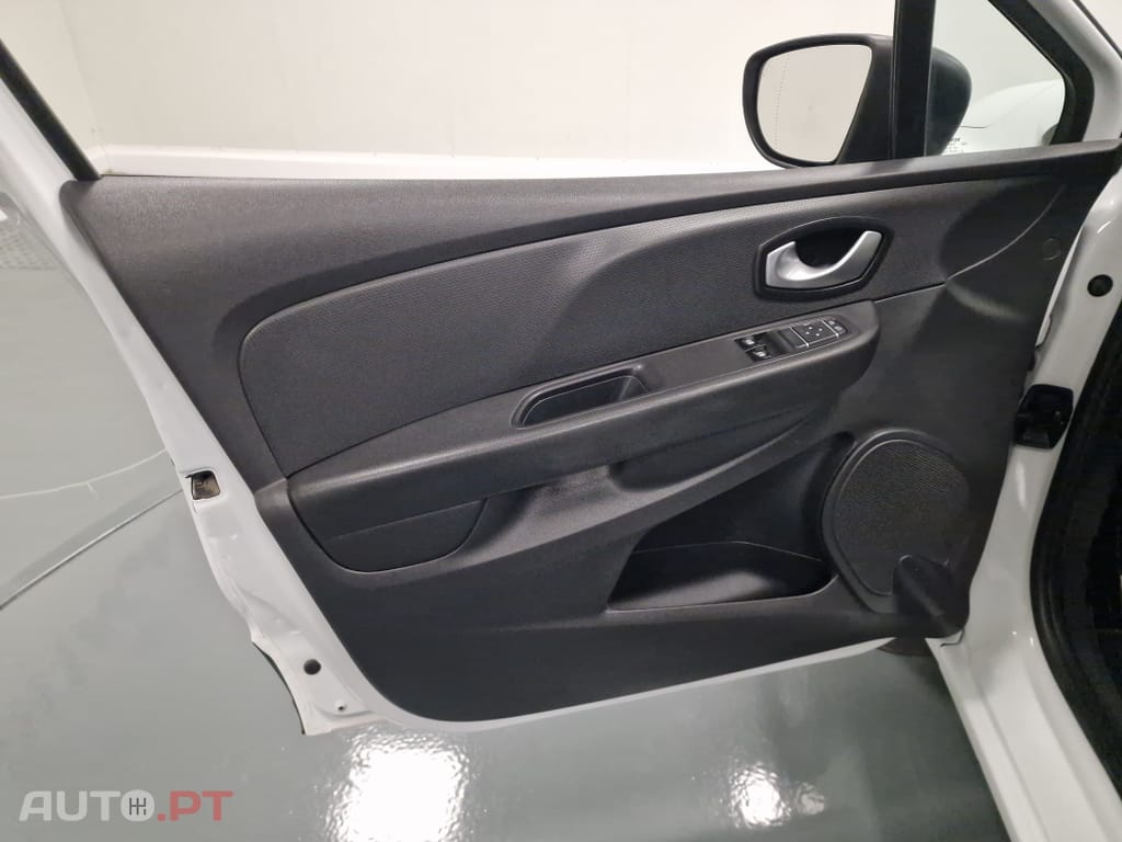 Renault Clio SOCIETE 1.5 DCI ZEN IVA DEDUTÍVEL