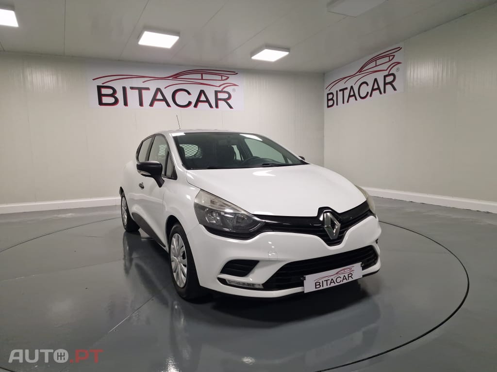 Renault Clio SOCIETE 1.5 DCI ZEN IVA DEDUTÍVEL