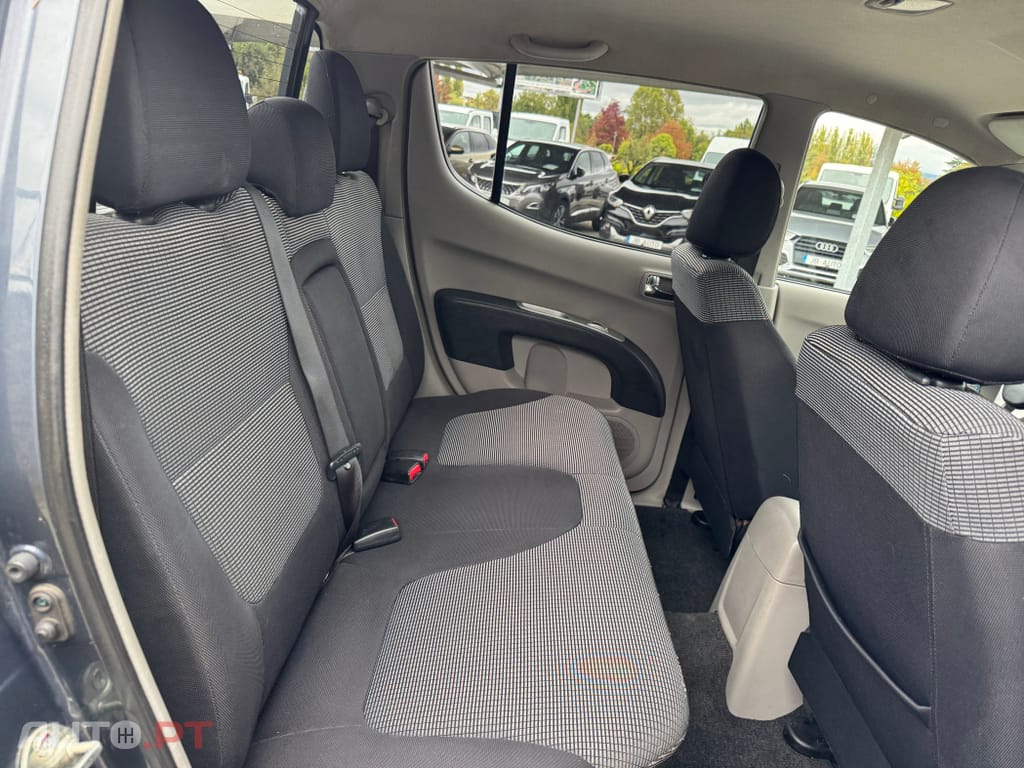 Mitsubishi L200 2.5 DI-D CD Intense 4WD