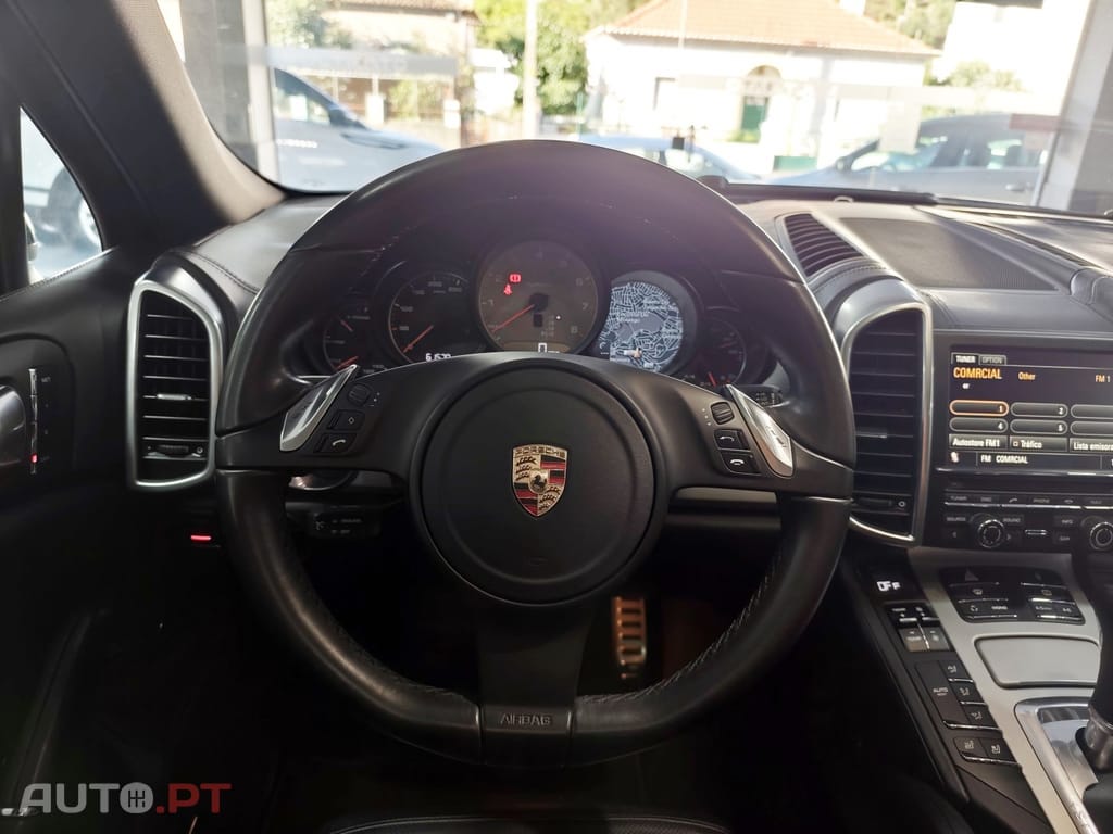 Porsche Cayenne S Hybrid