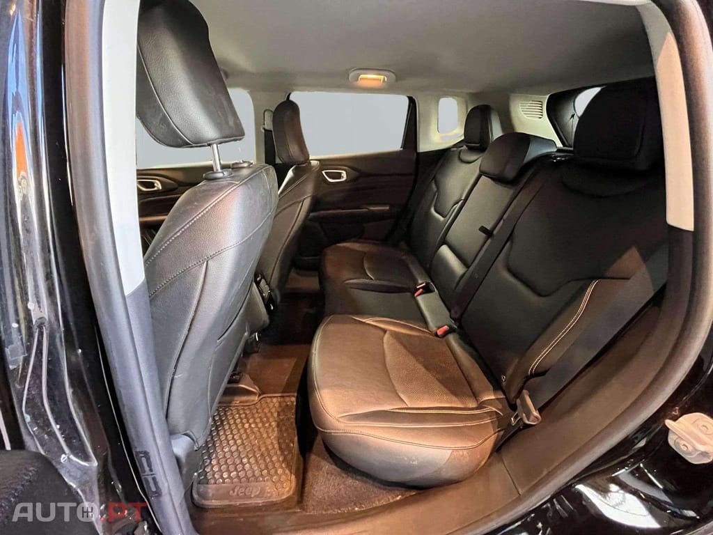 Jeep Compass 1.3 T4 4xe PLUG-IN HYBRID