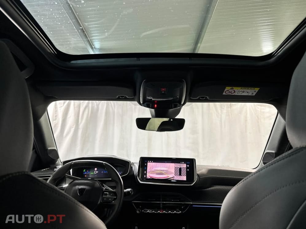 Peugeot E-208 51 kWh GT