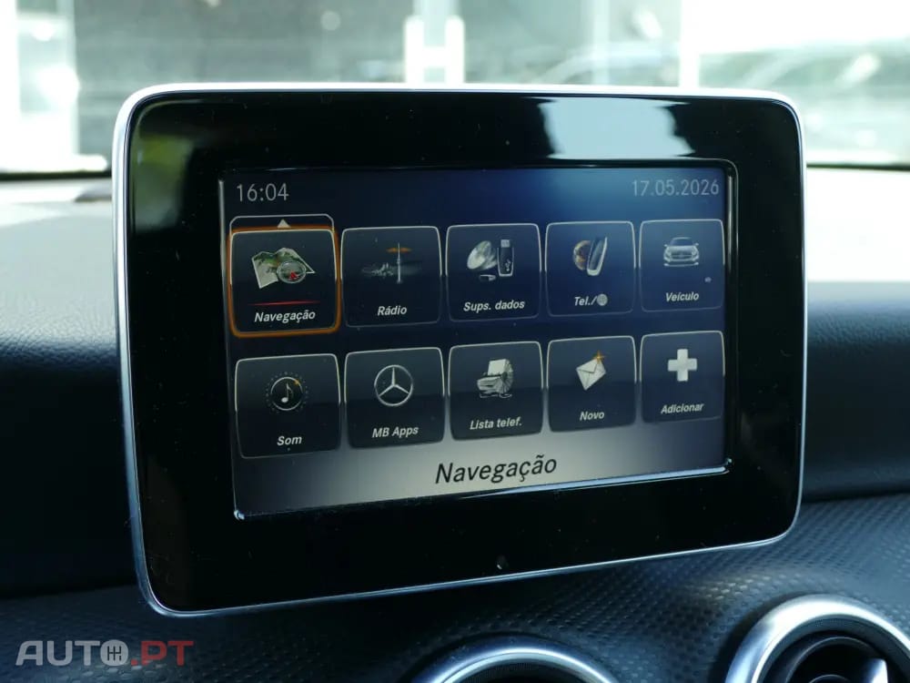 Mercedes-Benz A 180 d AMG Line