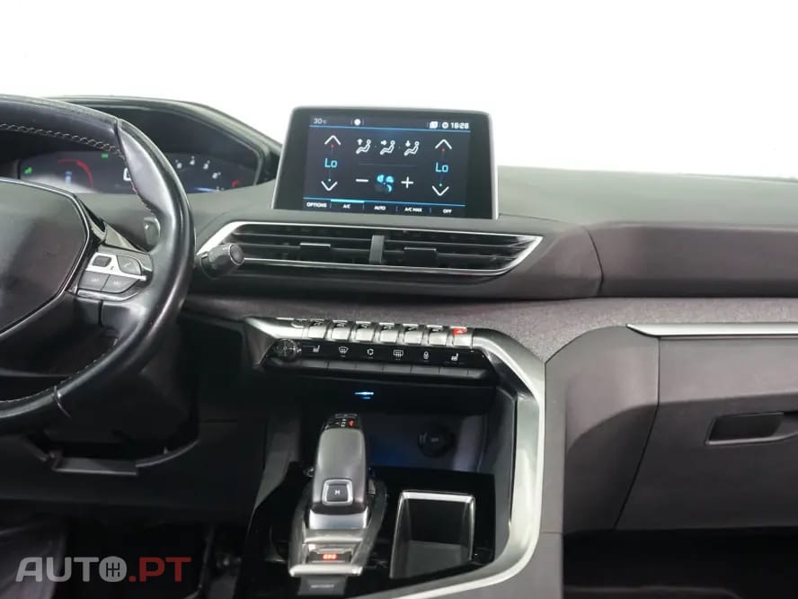 Peugeot 3008 1.2 PureTech Allure Pack EAT8