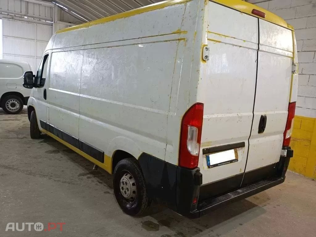 Peugeot Boxer  2.0 BlueHDi 333 L3H2 Premium