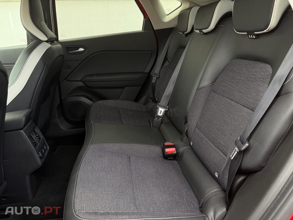 Renault Captur 1.0 TCe Intens