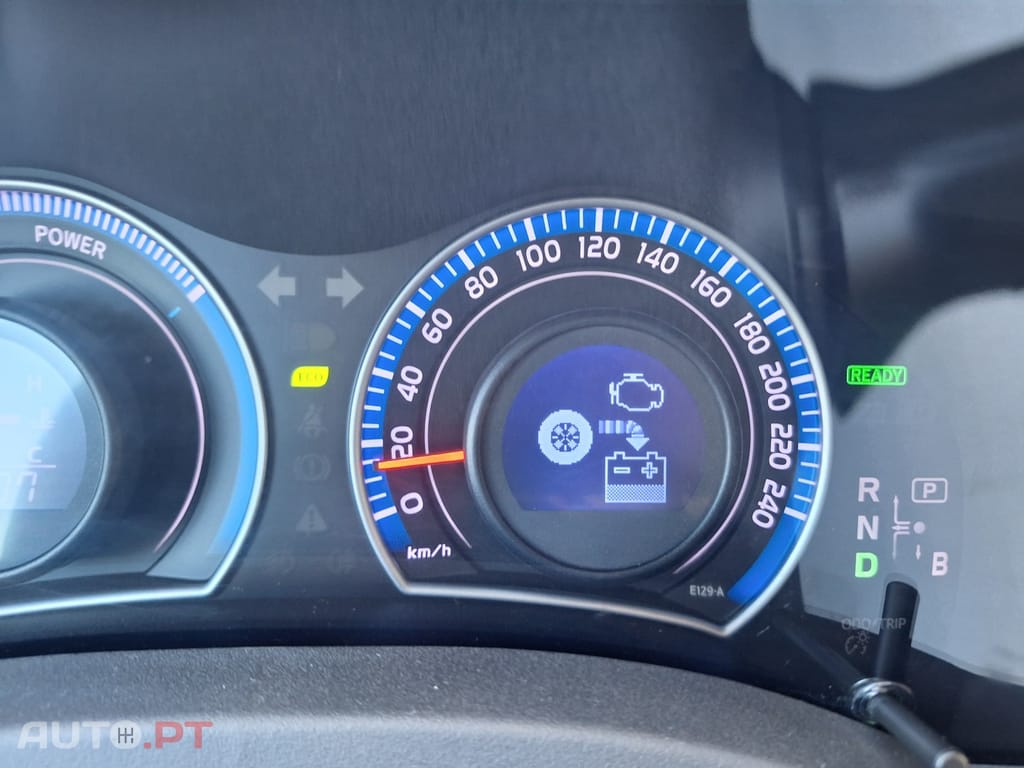 Toyota Auris 1.8 HSD P.Te.+JLL17