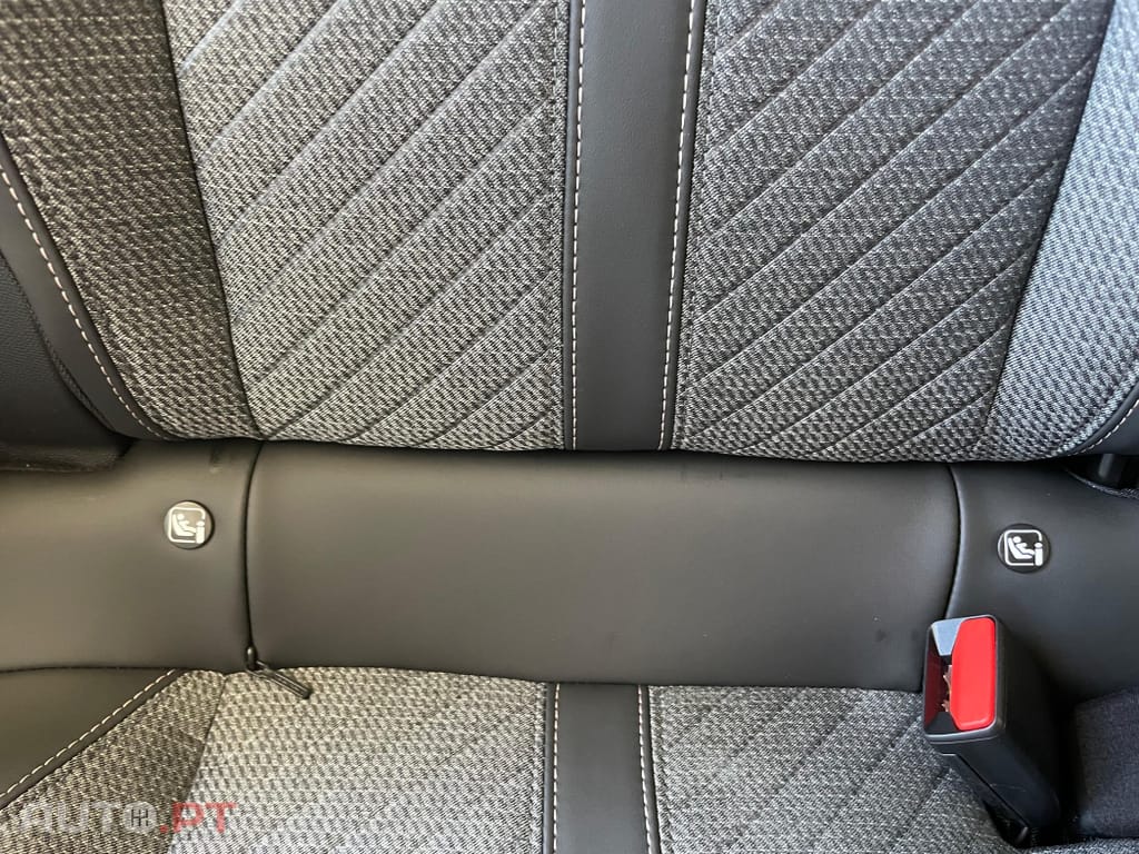 Peugeot 2008 1.2 PureTech Active Pack