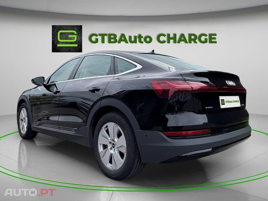 Audi E-Tron I.V.A DEDUTÍVEL 50 quattro