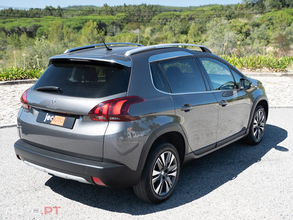 Peugeot 2008 1.2 PureTech Allure EAT6
