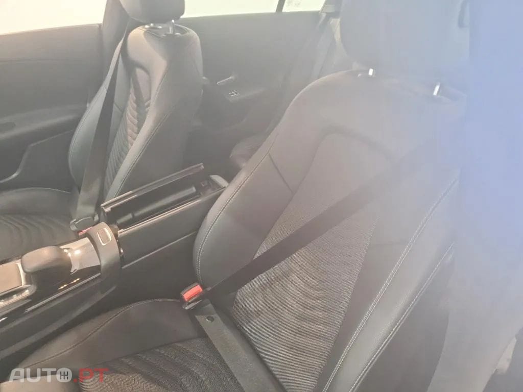 Mercedes-Benz CLA 250 e Shooting Brake Style Plus