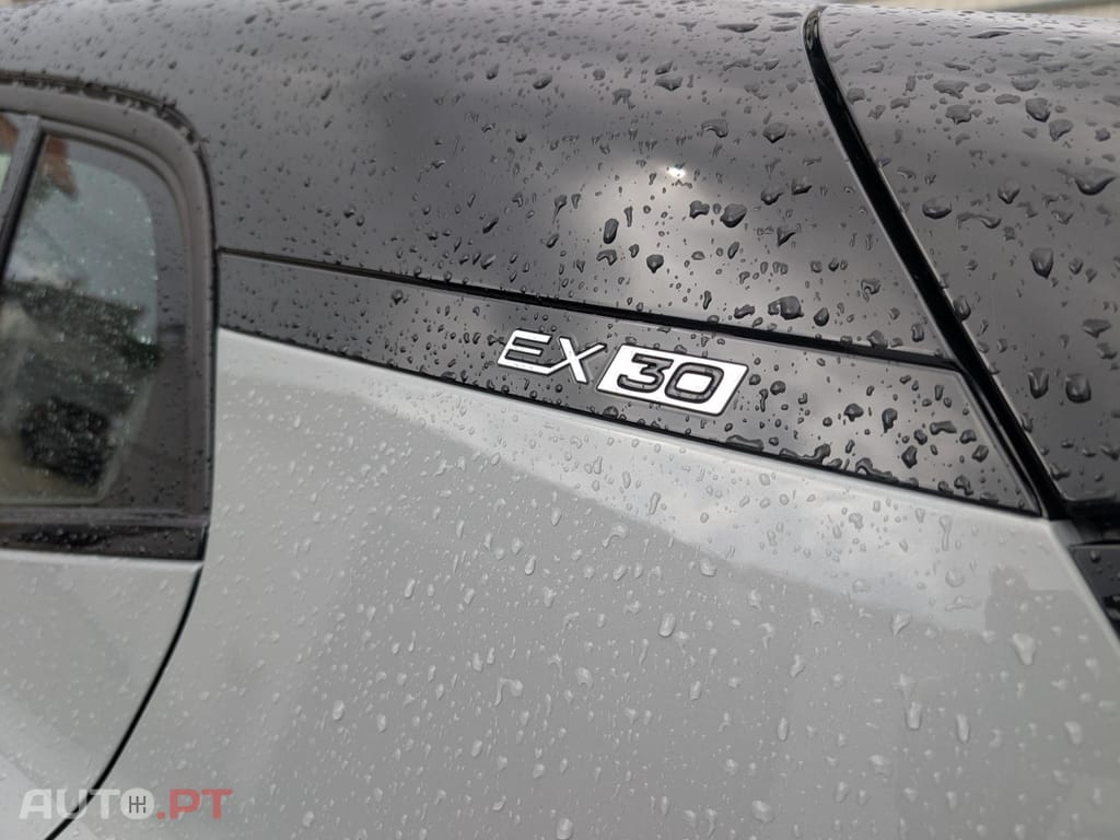 Volvo EX30 69 kWh Single Motor Extended Range Plus
