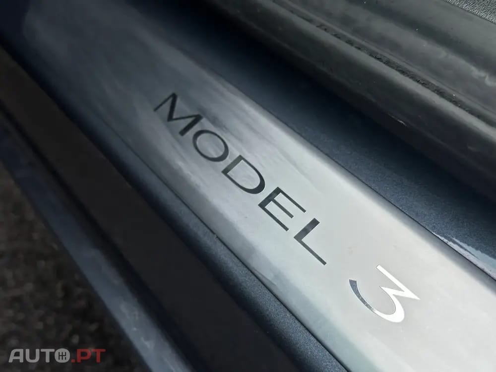 Tesla Model 3 Performance Tração Integral