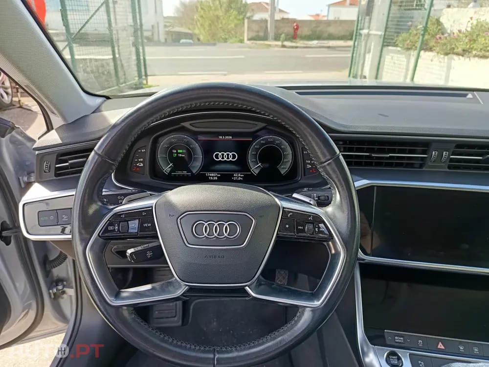 Audi A6 50 TFSI e quattro S tronic design