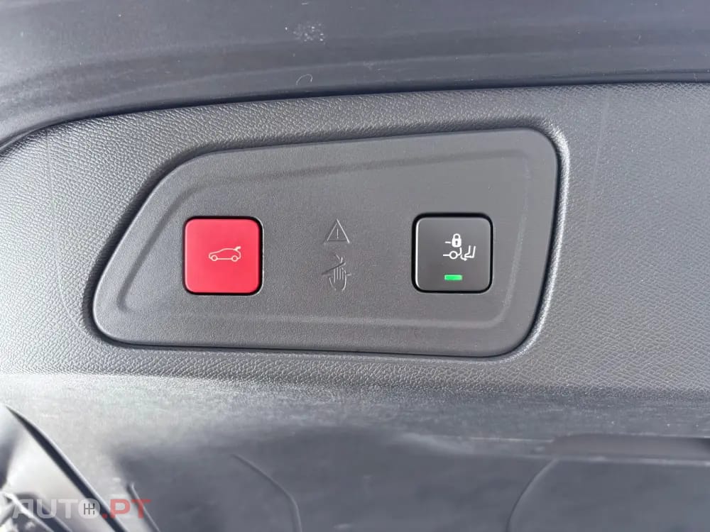 Citroen C5 Aircross 1.6 Hybrid Shine e-EAT8