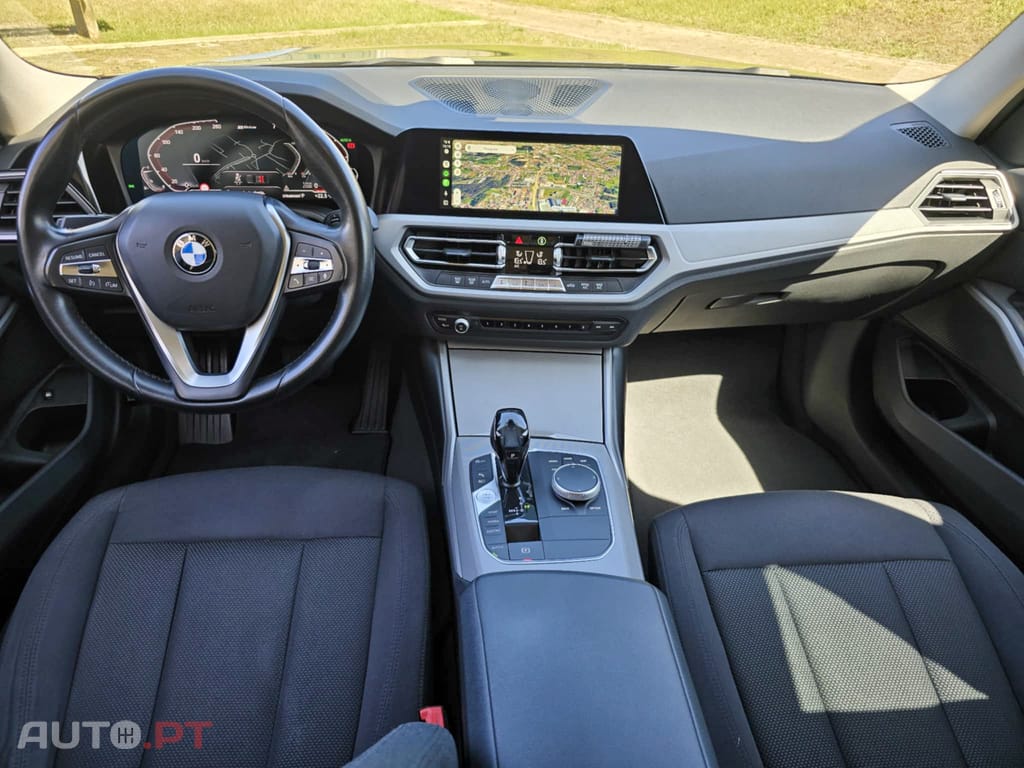 BMW 330 e