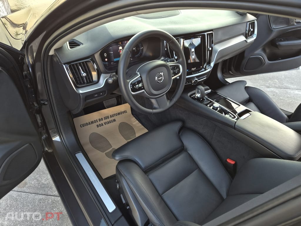 Volvo V60 2.0 T6 AWD TE Plus Bright — fotografia 7