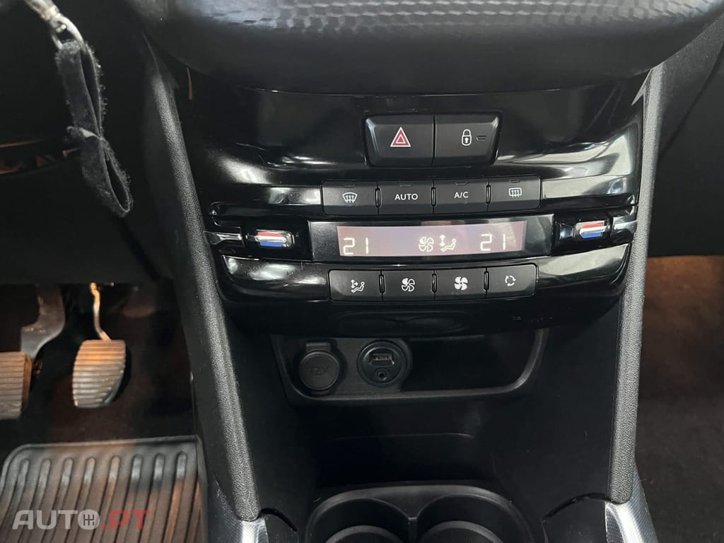Peugeot 2008 1.2 PureTech Allure