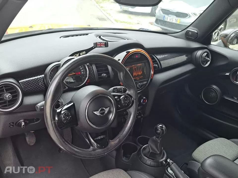 MINI Cooper Cooper S