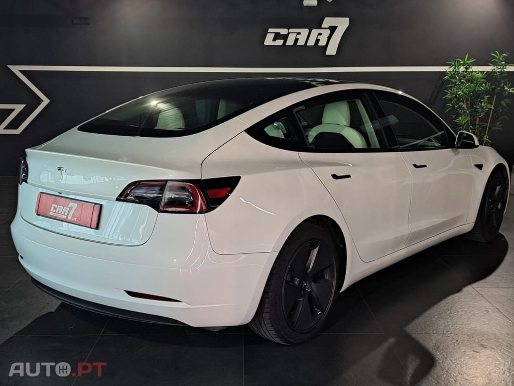 Tesla Model 3 Long-Range Dual Motor AWD