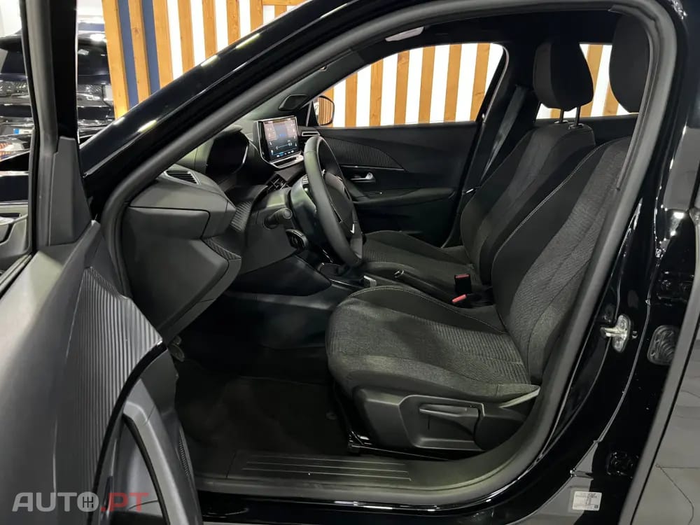 Peugeot 2008 1.2 PureTech Style