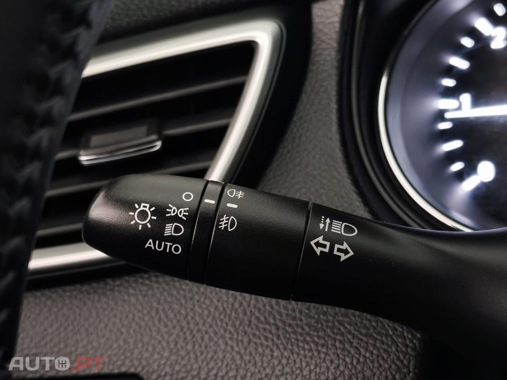 Nissan Qashqai 1.5 dCi N-Connecta 18