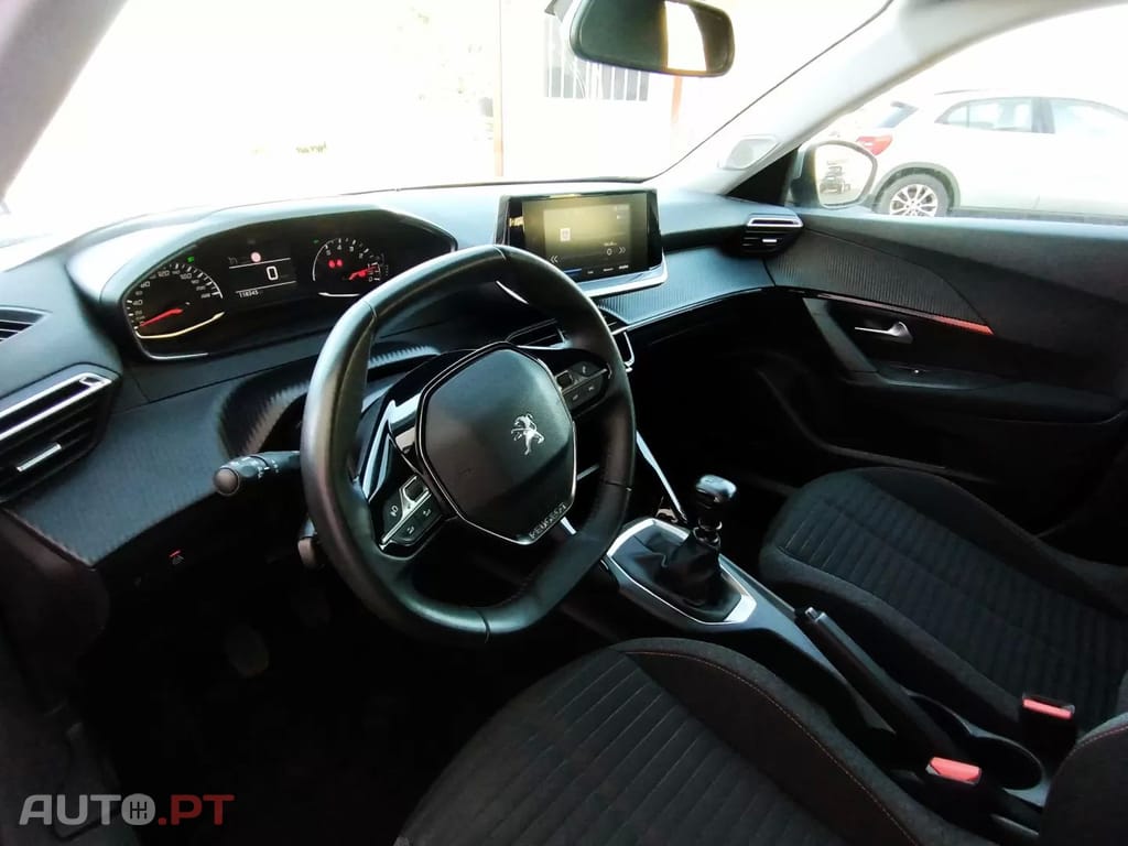 Peugeot 2008 1.5 BlueHDi Active Pack