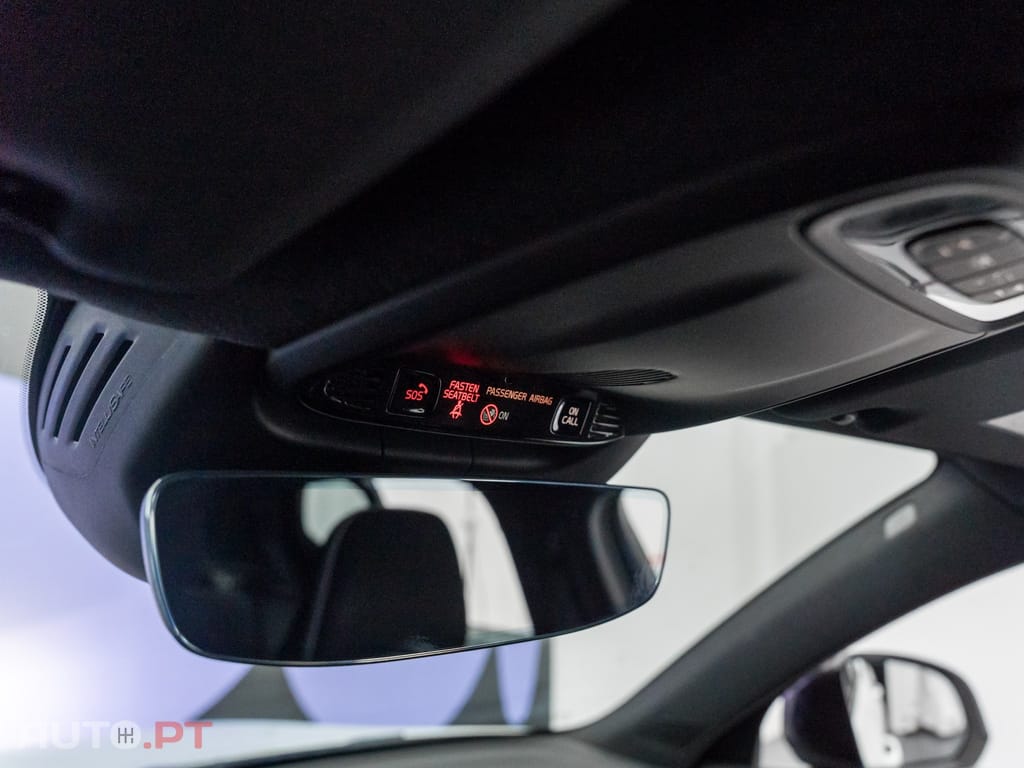 Volvo XC40 1.5 T5 PHEV R-Design