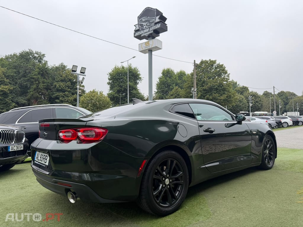 Chevrolet Camaro 2.0 Aut.