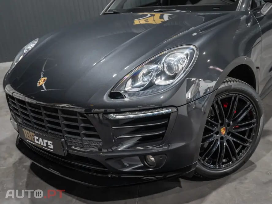 Porsche Macan PDK
