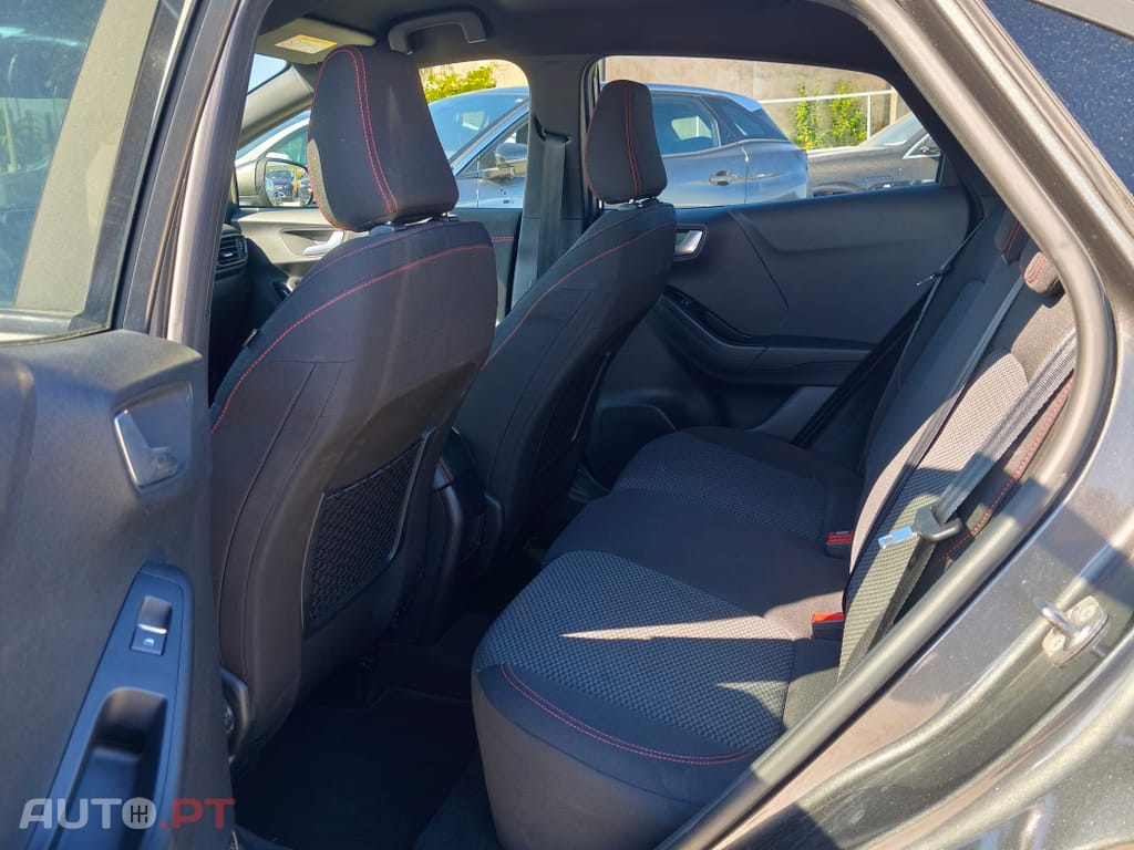 Ford Puma 1.0 EcoBoost MHEV ST-Line
