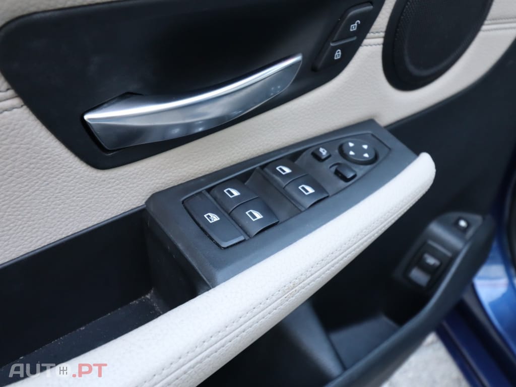 BMW 225 Line Luxury