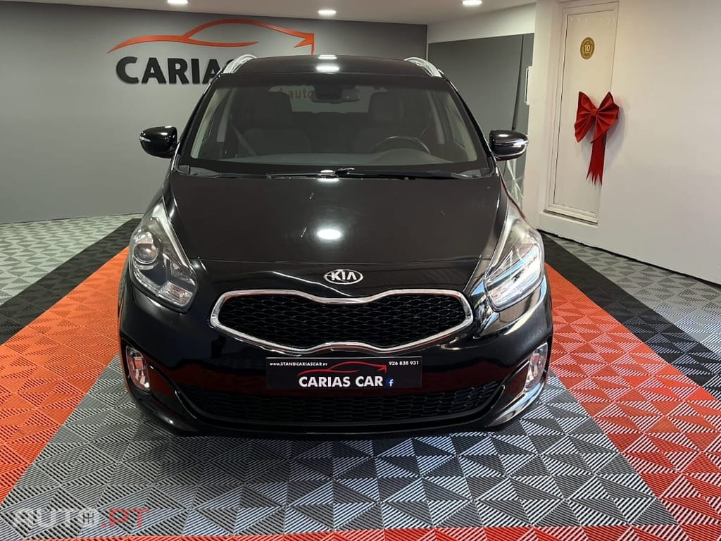 Kia Carens 1.7 CRDi ISG TX