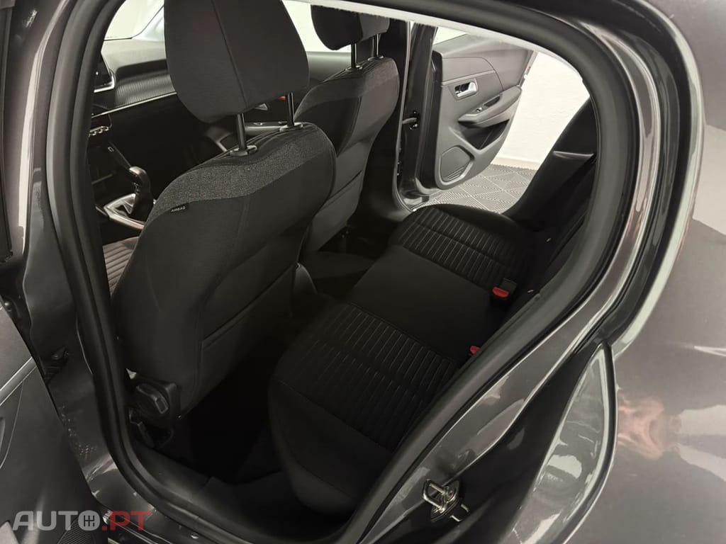 Peugeot 208 PureTech 75 Active Pack