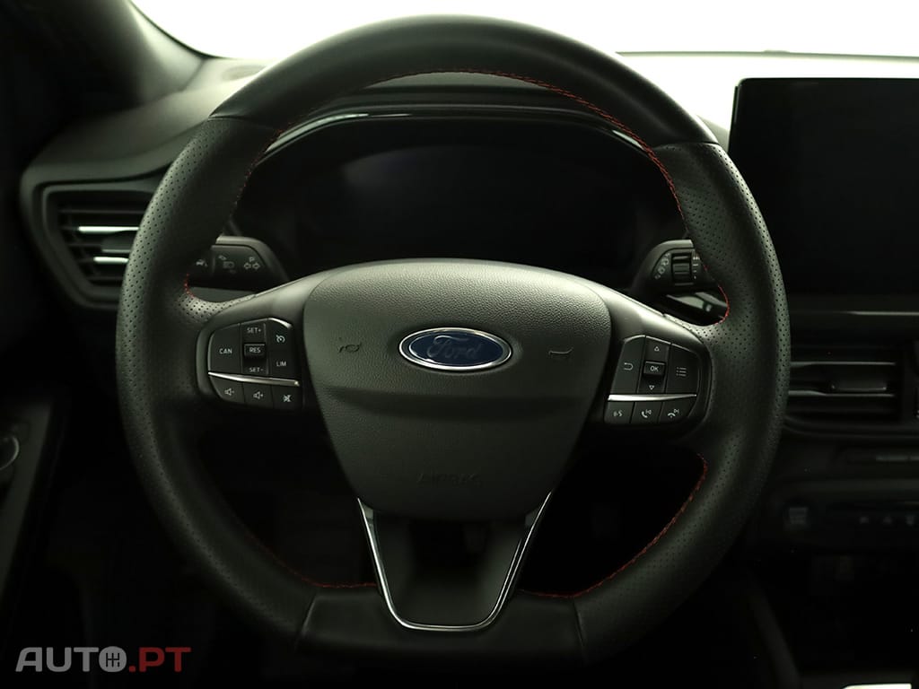 Ford Focus Focus SW 1.0 EcoBoost MHEV ST-Line Aut.