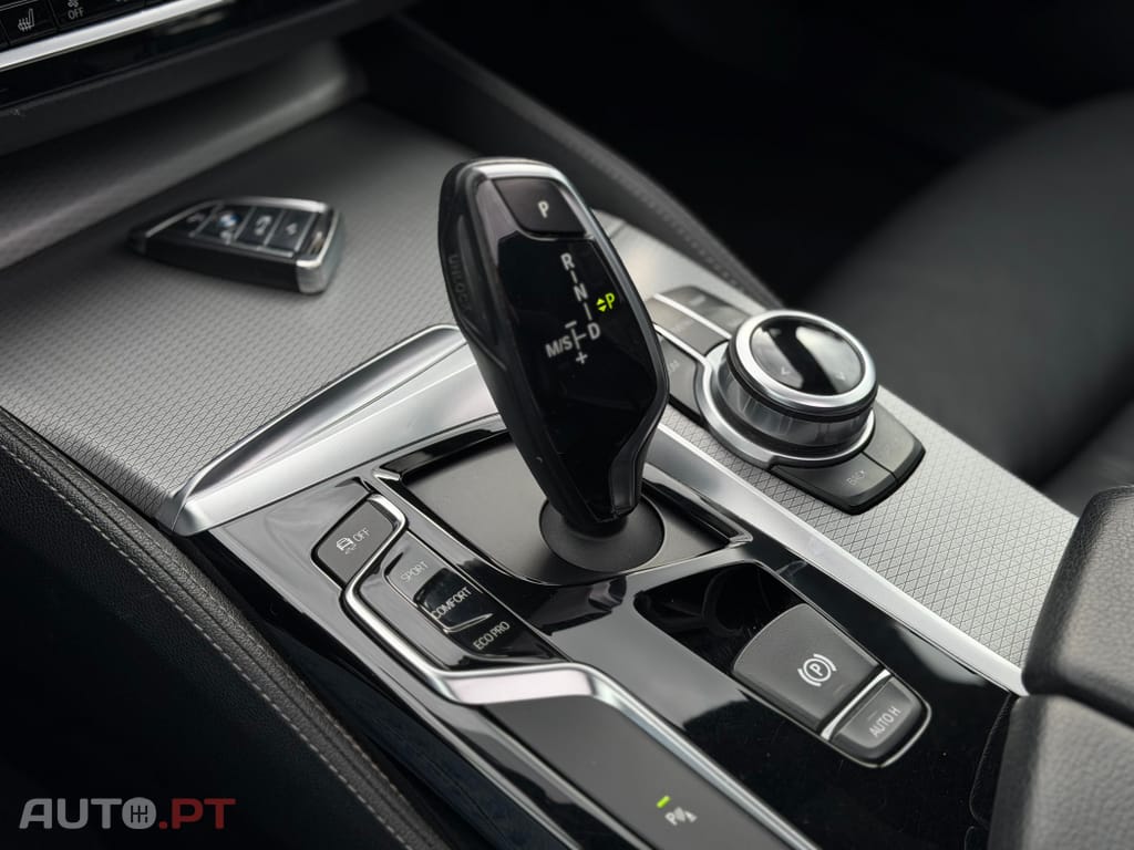 BMW 520 d Pack Desportivo M Auto