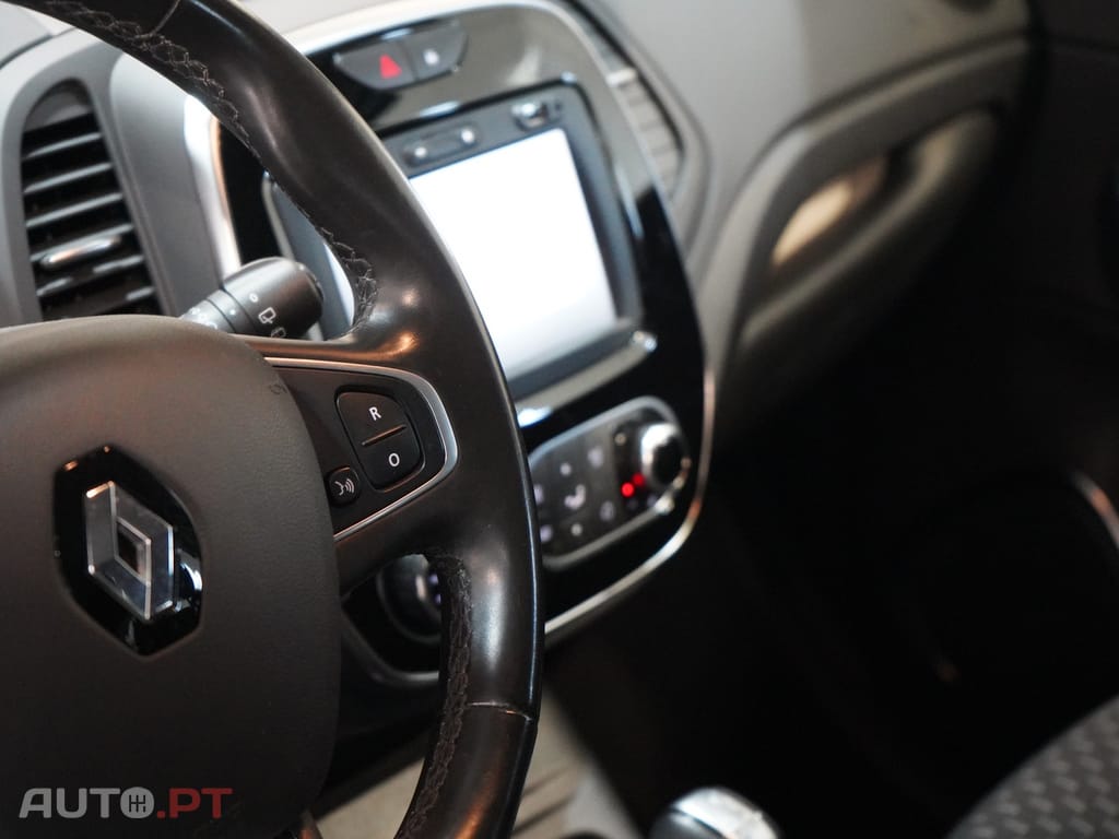 Renault Captur ENERGY TCe 120 EDC Bose Edition