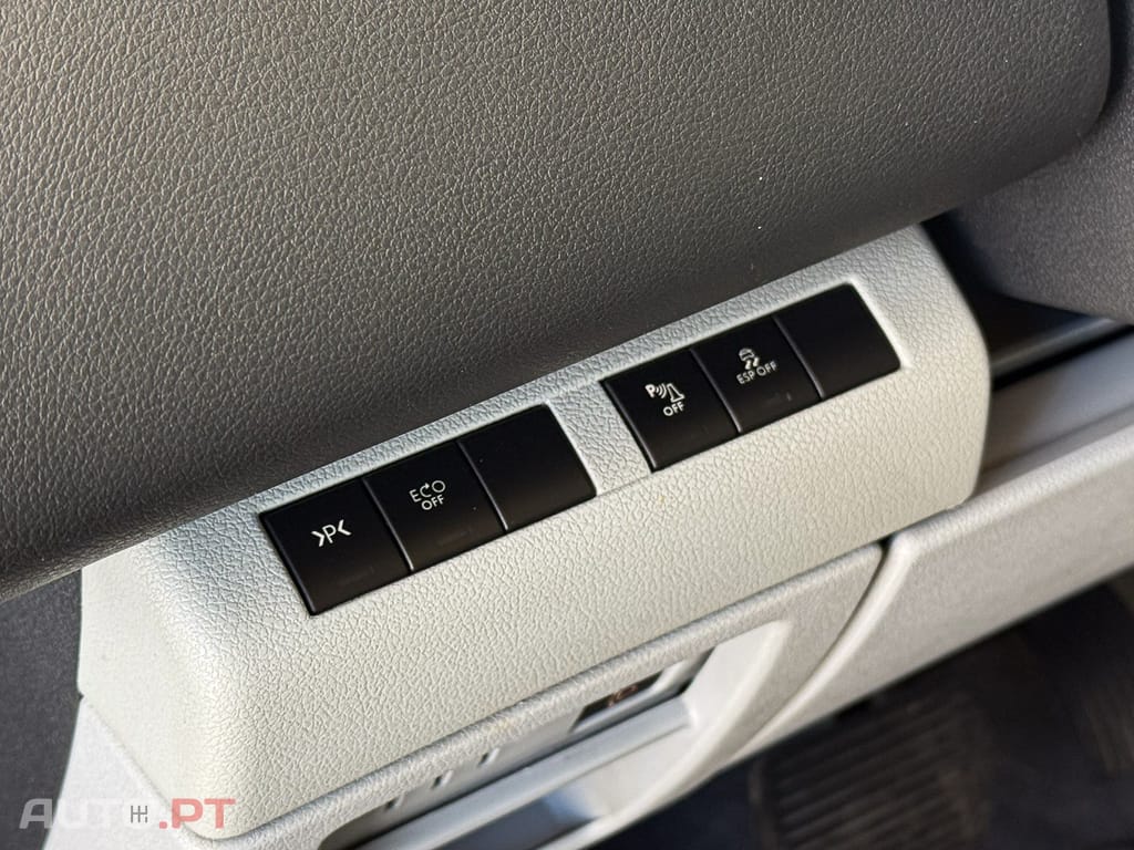 Peugeot 5008 1.6 E-HDi 5L Allure CMP6