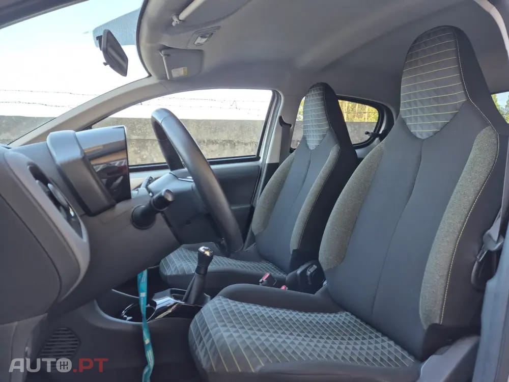 Peugeot 108 1.0 VTi Style