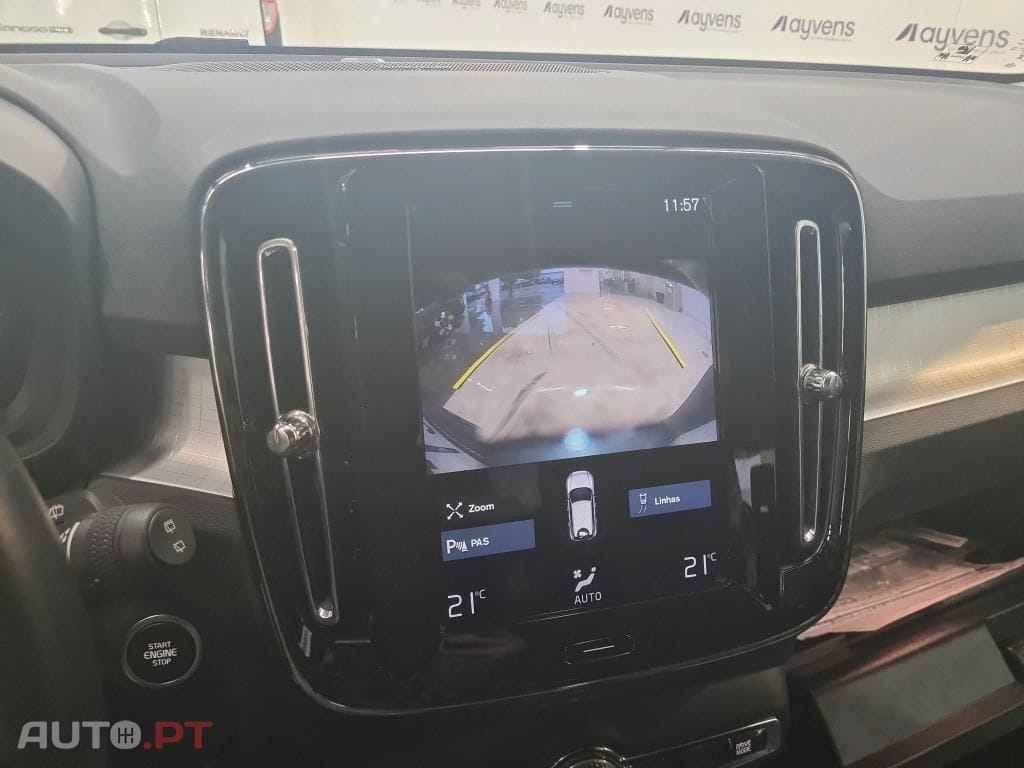 Volvo XC40 1.5 T5 PHEV Momentum Plus