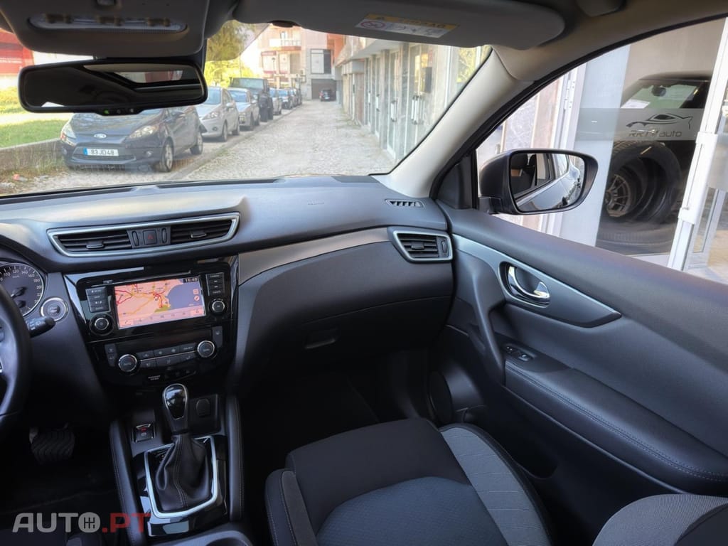 Nissan Qashqai 1.3 DIG-T Tekna Premium DCT